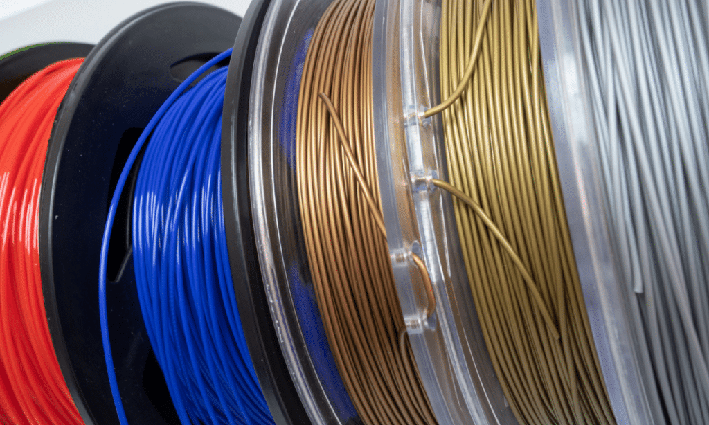 PLA vs ABS vs PETG Filaments of different colors