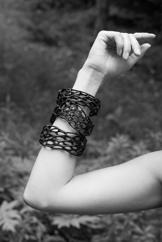 3d printed wave bracelets - Cool Things to 3D Print